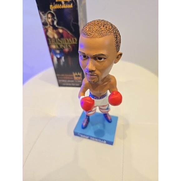 Boxer Boxing Bobblehead FELIX TITO TRINIDAD Roy JONES 2008 BOX Don KING Rare - Picture 8 of 14